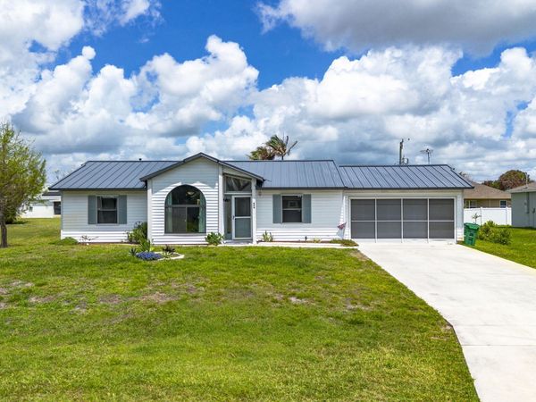 409 SW Voltair Terrace, Port St. Lucie, FL 34984