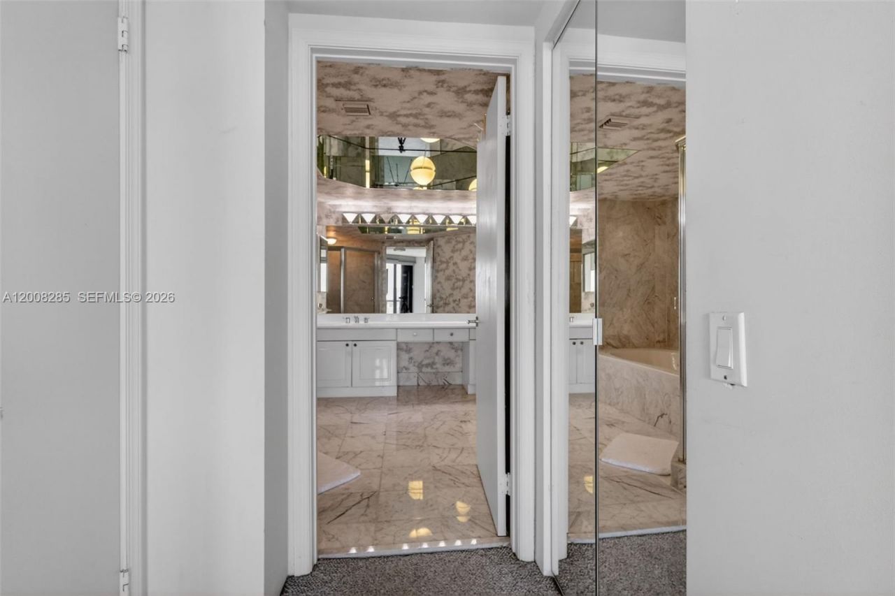3640 Yacht Club Dr, Unit 1602, Aventura, FL 33180 Photo