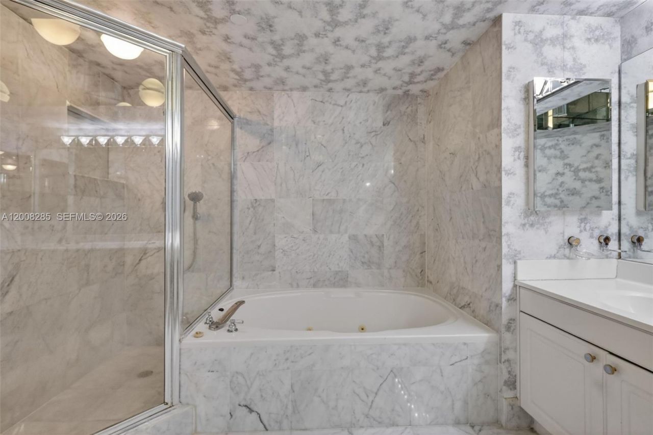 3640 Yacht Club Dr, Unit 1602, Aventura, FL 33180 Photo