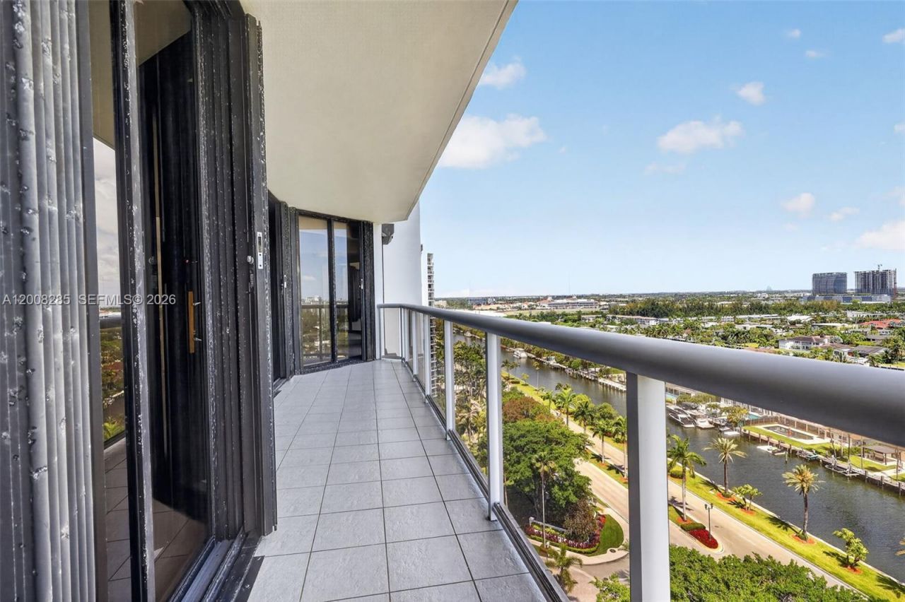 3640 Yacht Club Dr, Unit 1602, Aventura, FL 33180 Photo