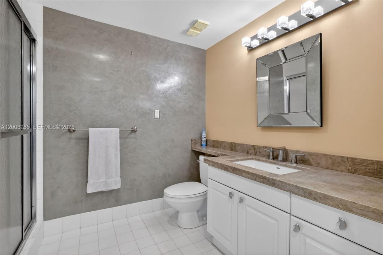 3640 Yacht Club Dr, Unit 1602, Aventura, FL 33180 Photo