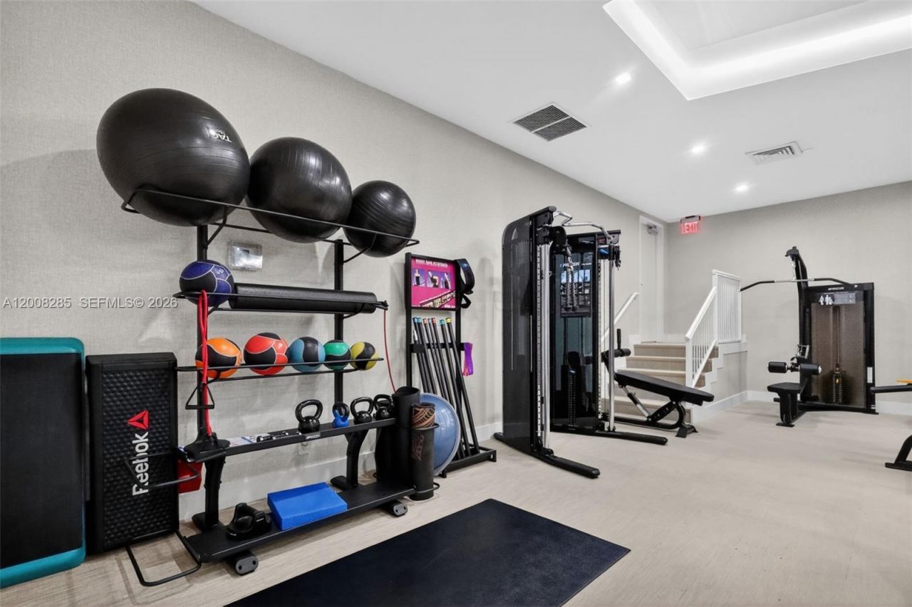 3640 Yacht Club Dr, Unit 1602, Aventura, FL 33180 Photo