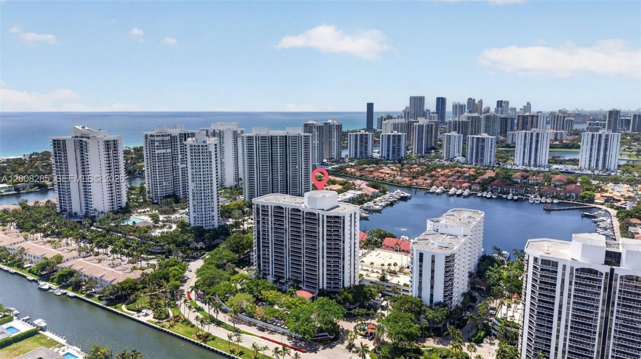 3640 Yacht Club Dr, Unit 1602, Aventura, FL 33180 Photo