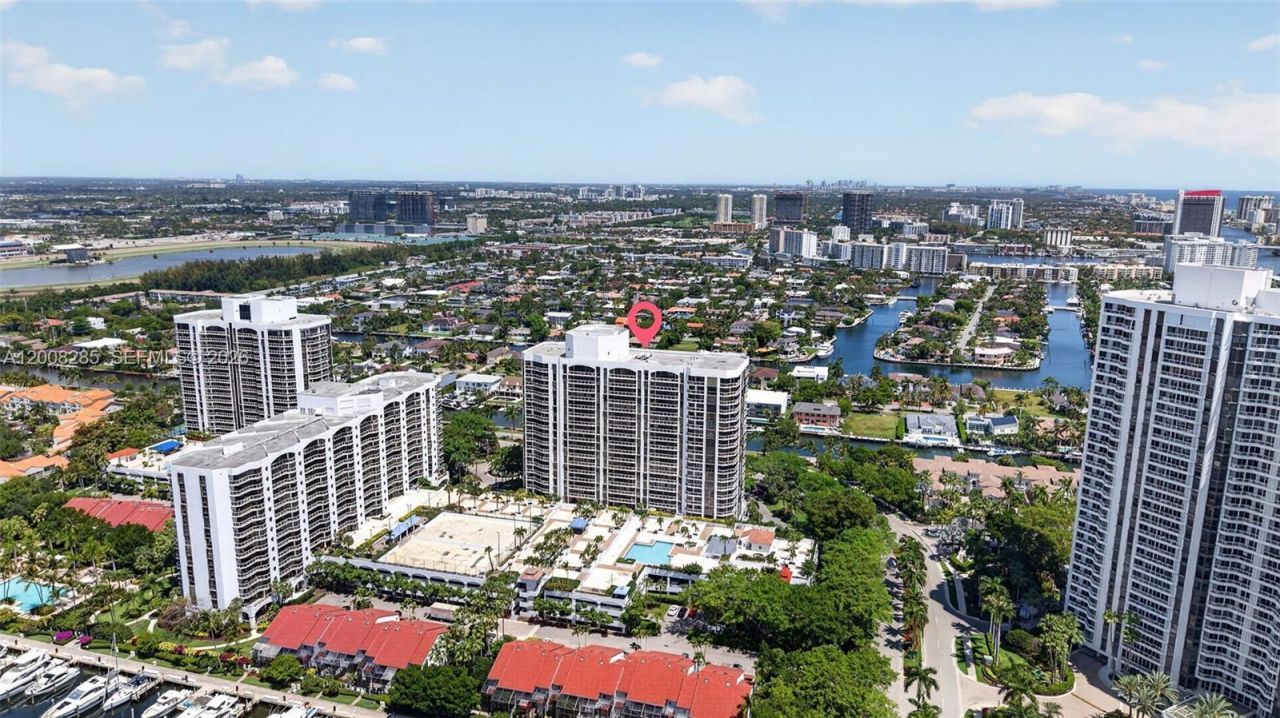 3640 Yacht Club Dr, Unit 1602, Aventura, FL 33180 Photo