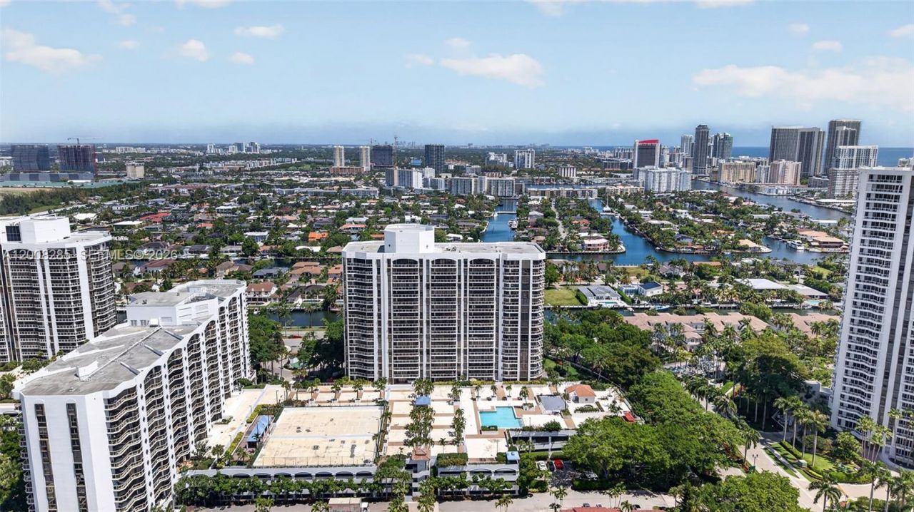 3640 Yacht Club Dr, Unit 1602, Aventura, FL 33180 Photo