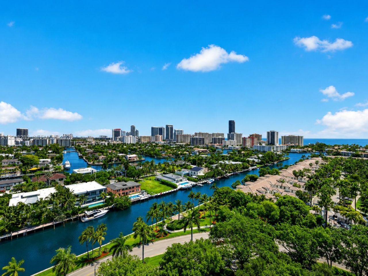 3640 Yacht Club Dr, Unit 1602, Aventura, FL 33180 Photo
