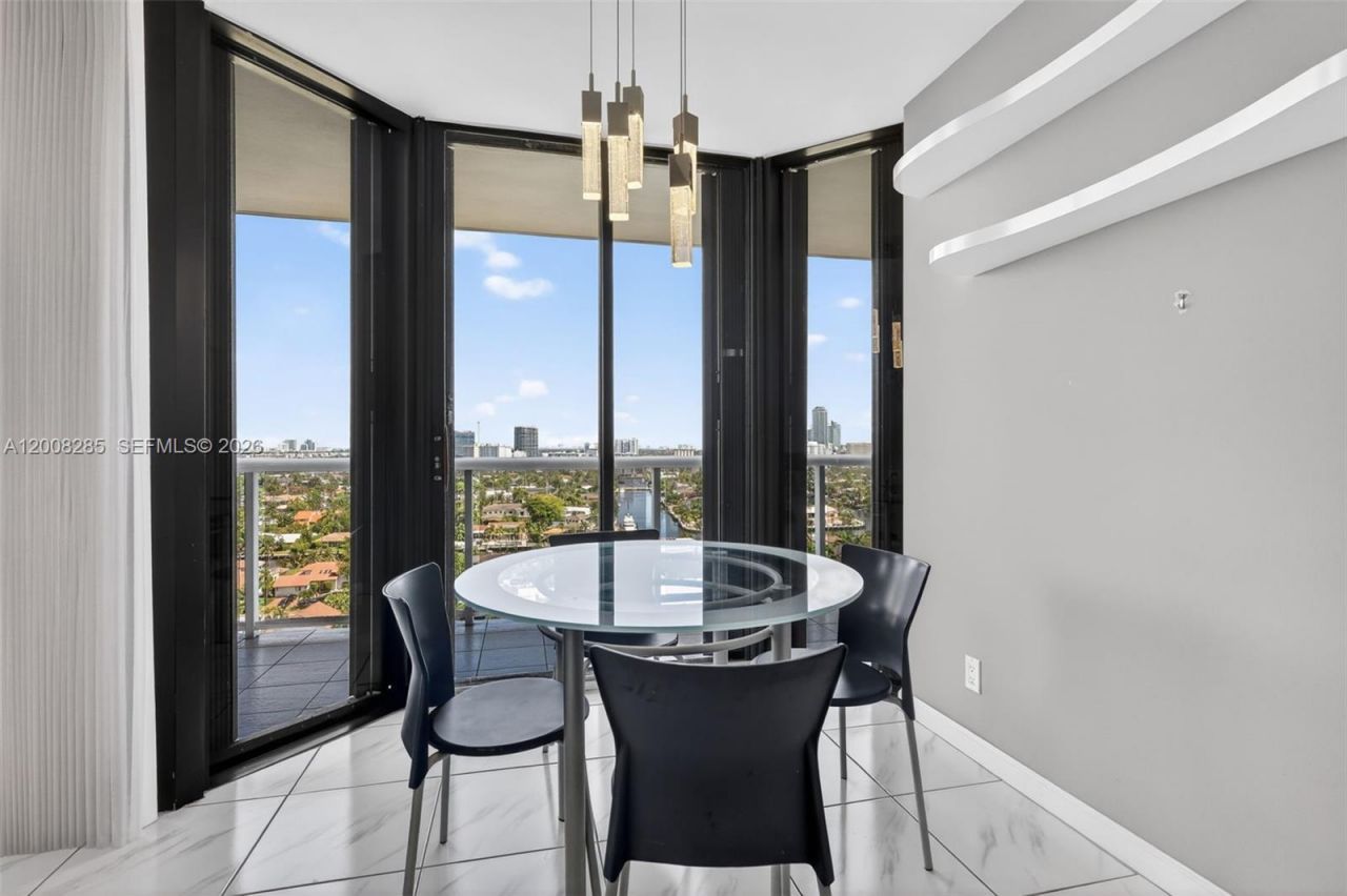3640 Yacht Club Dr, Unit 1602, Aventura, FL 33180 Photo