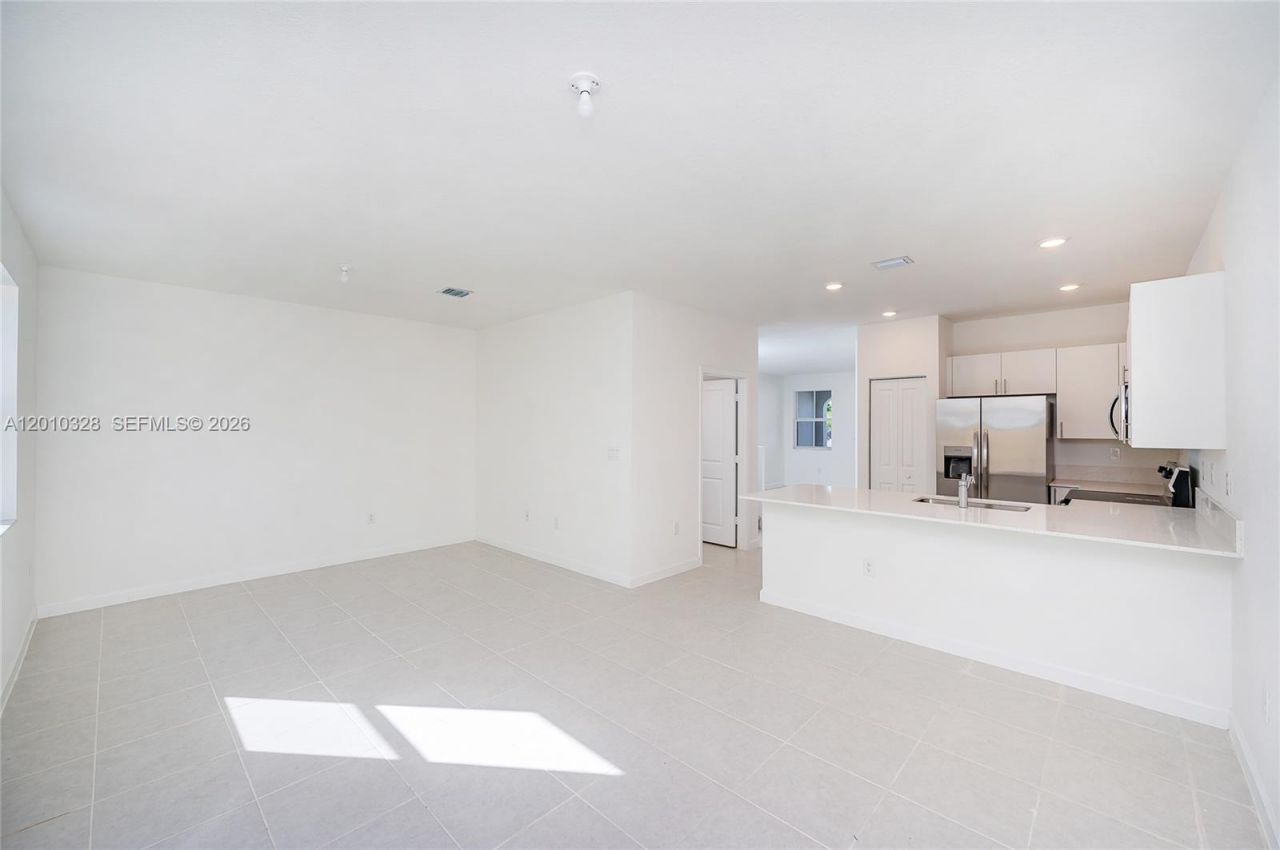 2642 SE 10 Street , Homestead, FL 33035 Photo