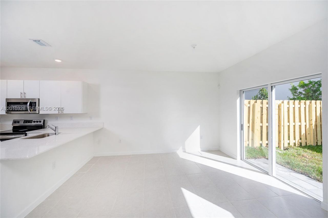 2642 SE 10 Street , Homestead, FL 33035 Photo