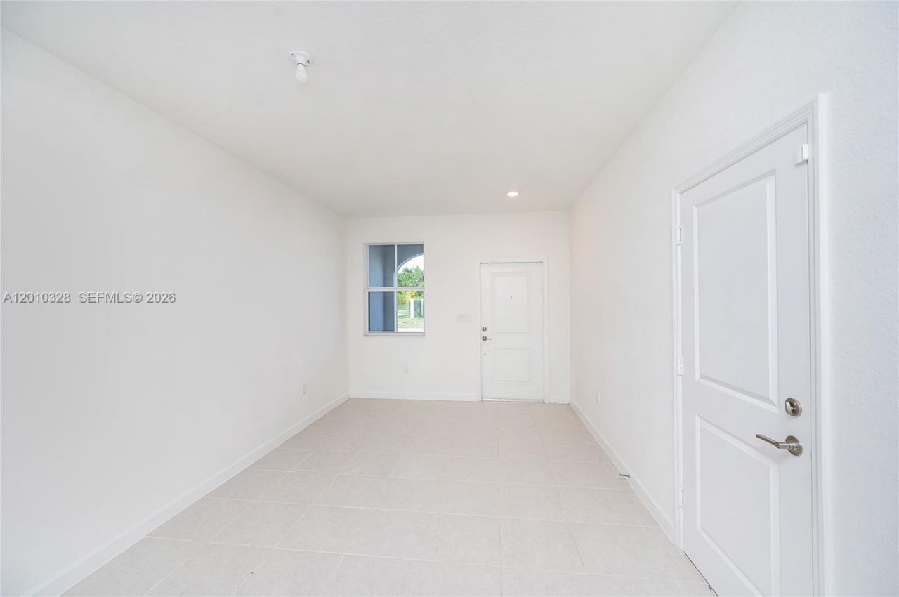 2642 SE 10 Street , Homestead, FL 33035 Photo