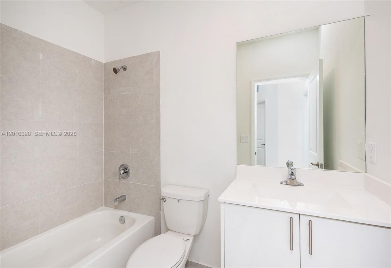 2642 SE 10 Street , Homestead, FL 33035 Photo