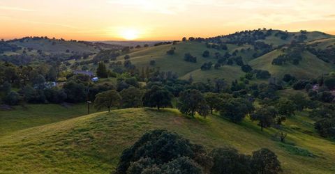 Bunker Hill Rd, Amador, CA 95601 Photo