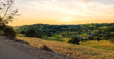 Bunker Hill Rd, Amador, CA 95601 Photo