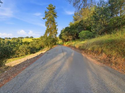 Bunker Hill Rd, Amador, CA 95601 Photo