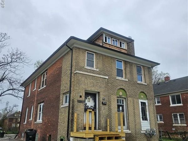1947 Clairmount Street, Detroit, MI 48206