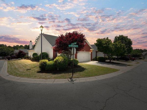 1411 Raven Rock Trail NW, Kennesaw, GA 30152