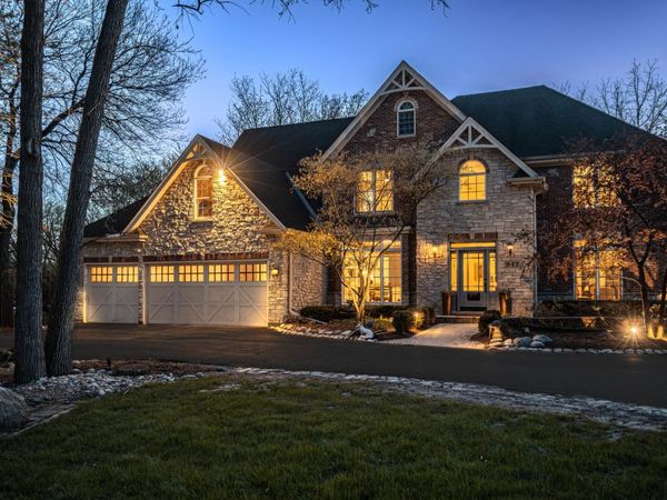 842 N Bennett Street , Geneva, IL 60134