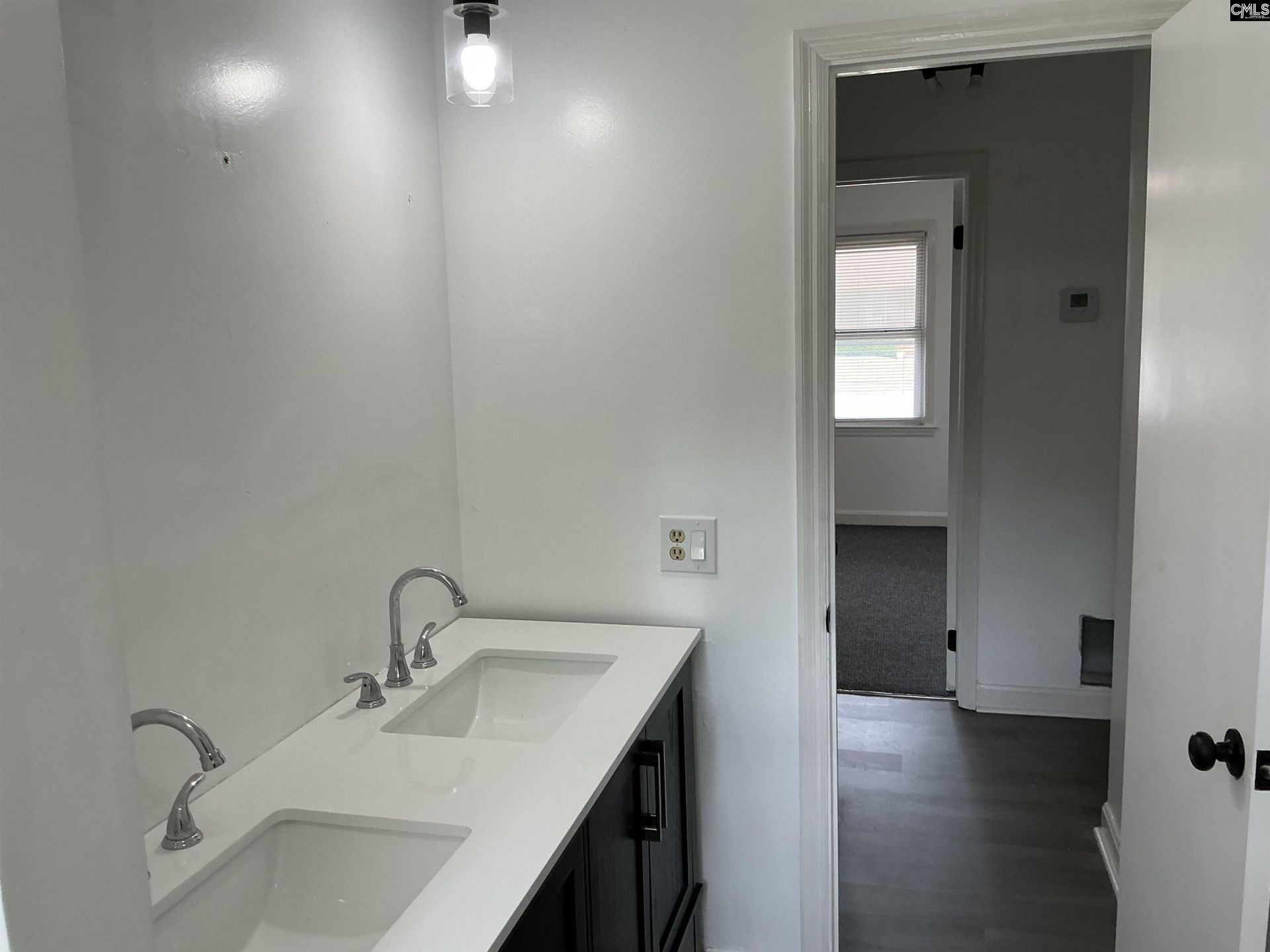 133 Shoreditch Drive  Photo 10