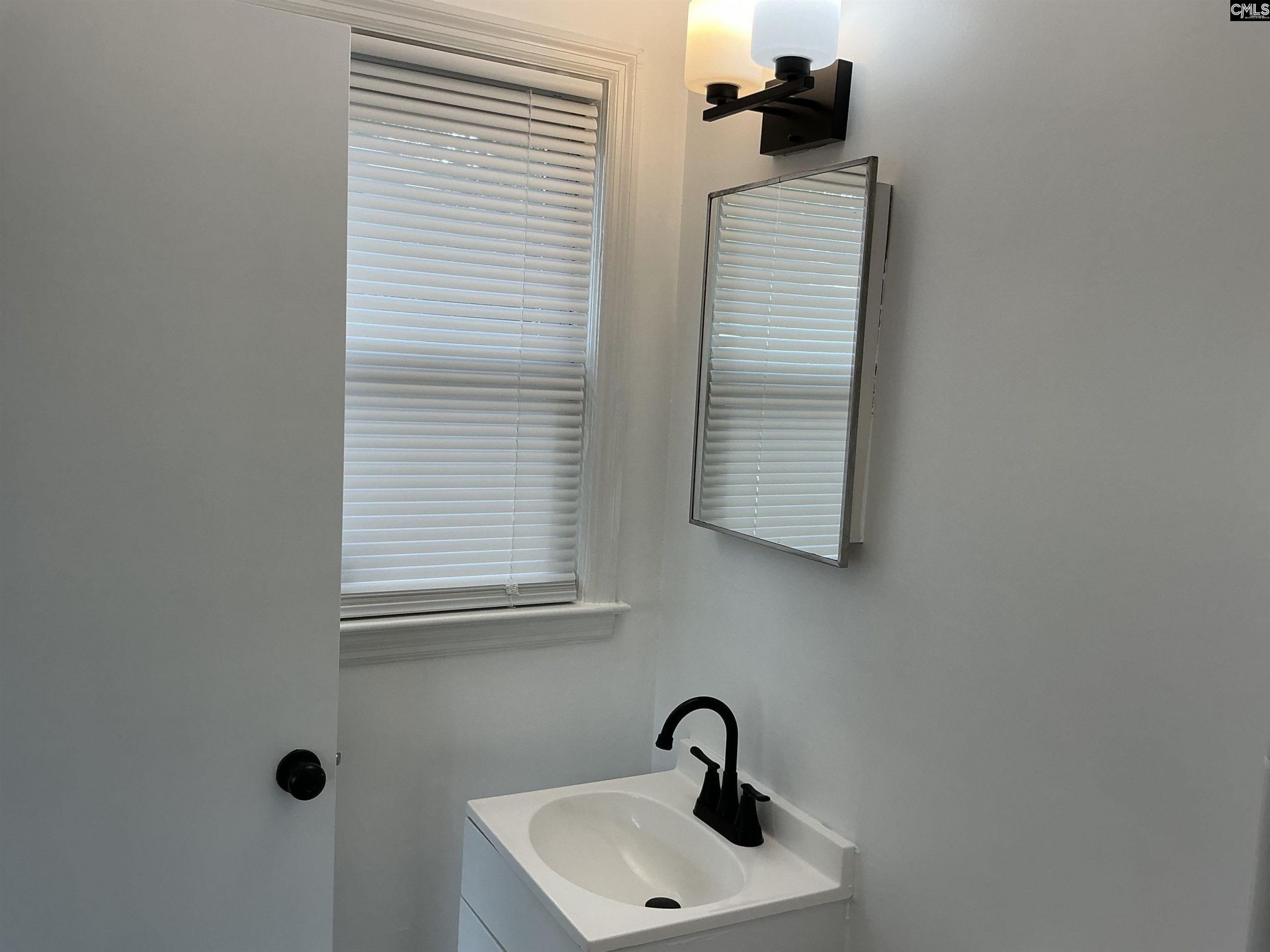 133 Shoreditch Drive  Photo 7