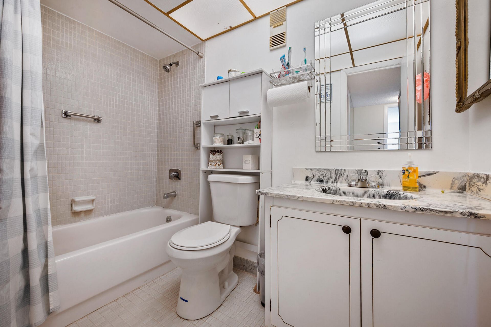 500 Executive Center Drive, Unit 3k, West Palm Beach, FL 33401 Photo