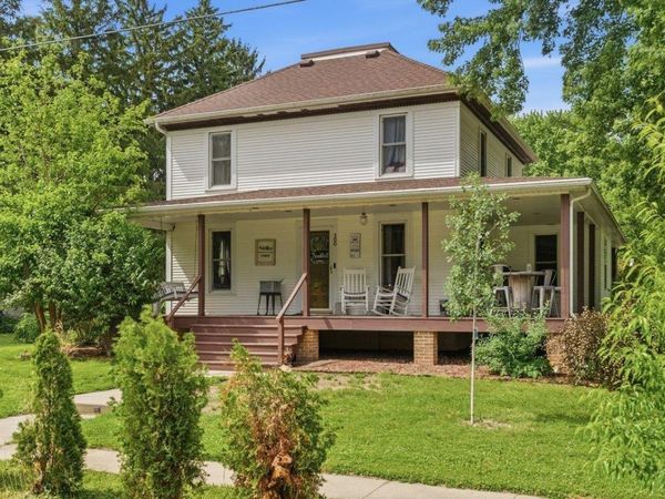 200 Forrest Avenue, Denver, IA 50622
