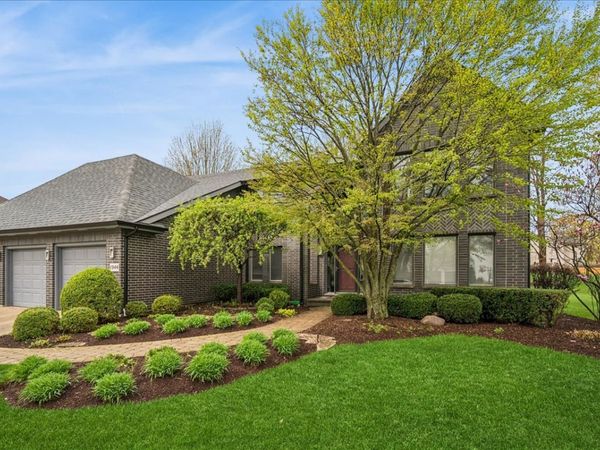 1944 Beverly Lane , Buffalo Grove, IL 60089