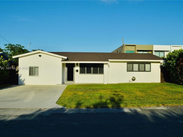 1524 NE 14th Ter, Fort Lauderdale, FL 33304