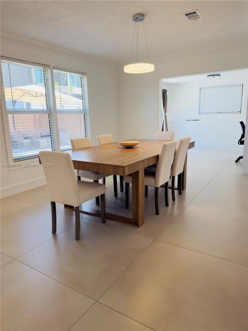 1524 NE 14th Ter, Fort Lauderdale, FL 33304 Photo