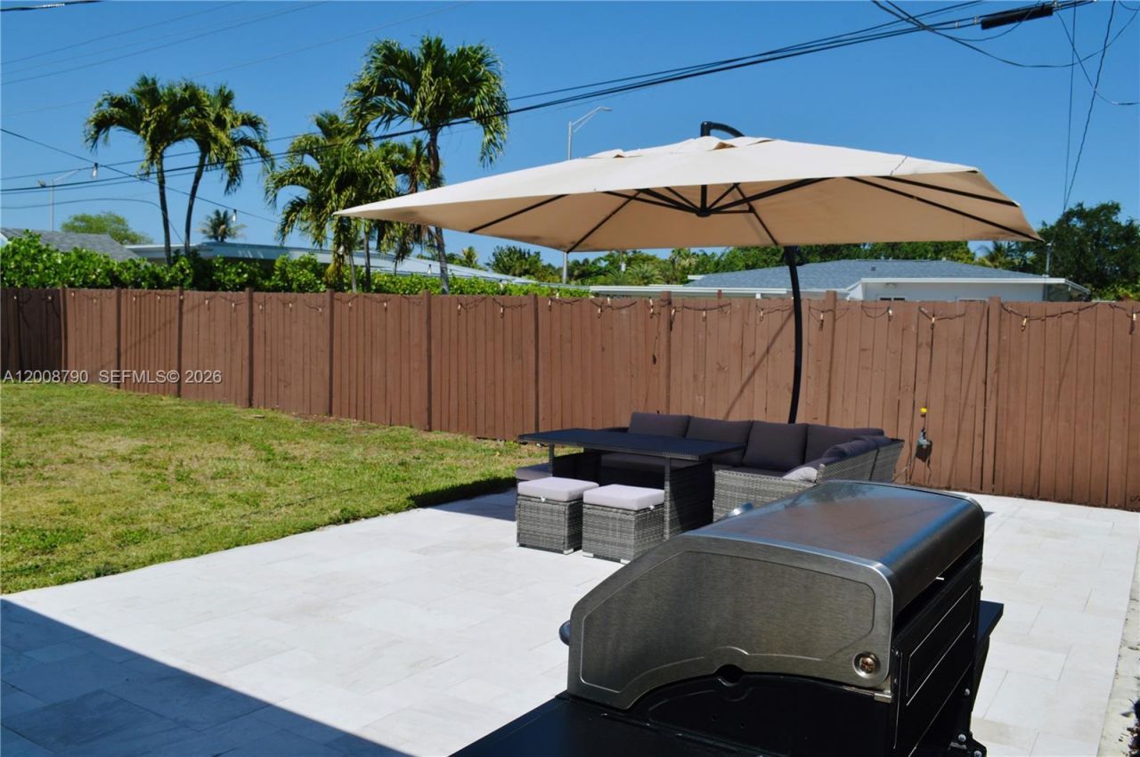 1524 NE 14th Ter, Fort Lauderdale, FL 33304 Photo