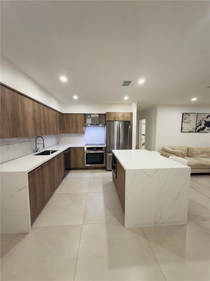 1524 NE 14th Ter, Fort Lauderdale, FL 33304 Photo