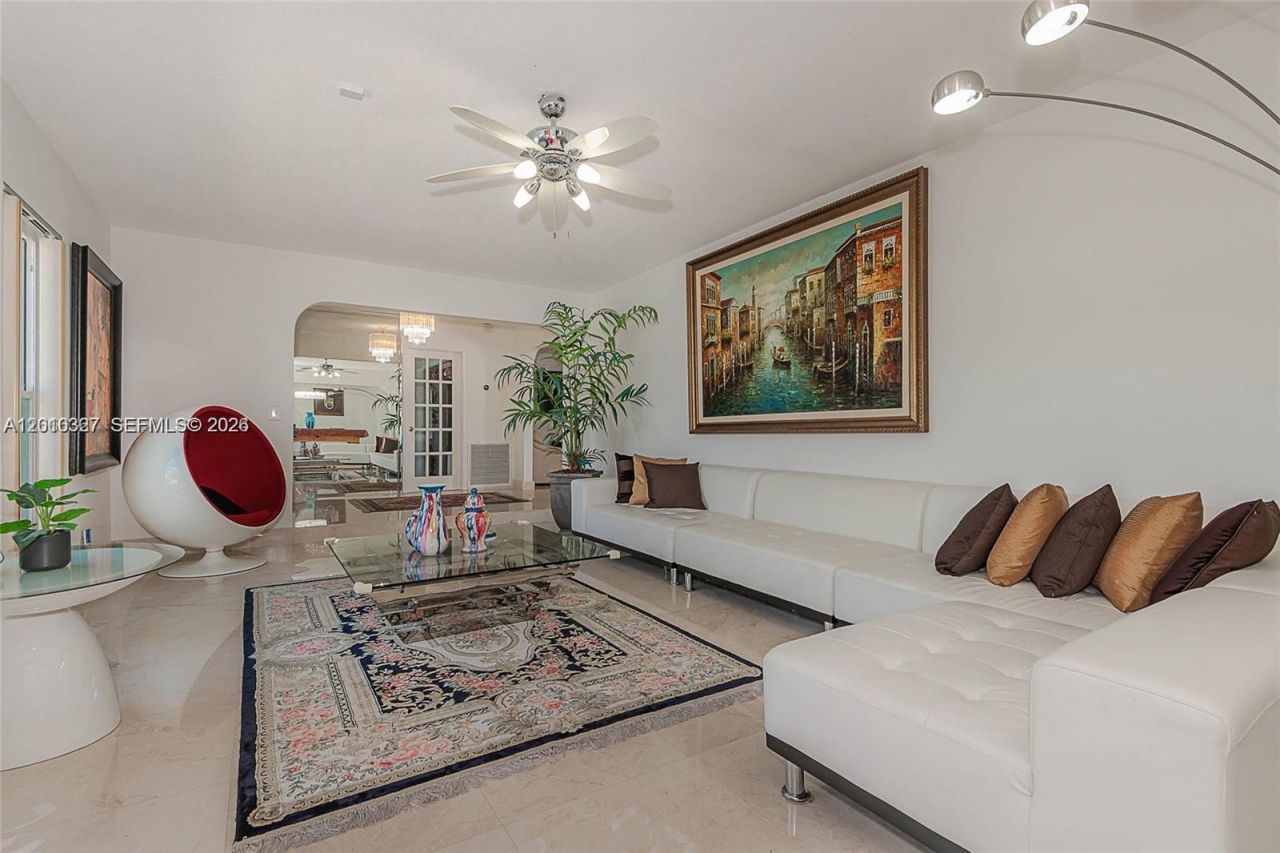 1912 Ocean Mist Dr, Lauderdale by the Sea, FL 33062 Photo