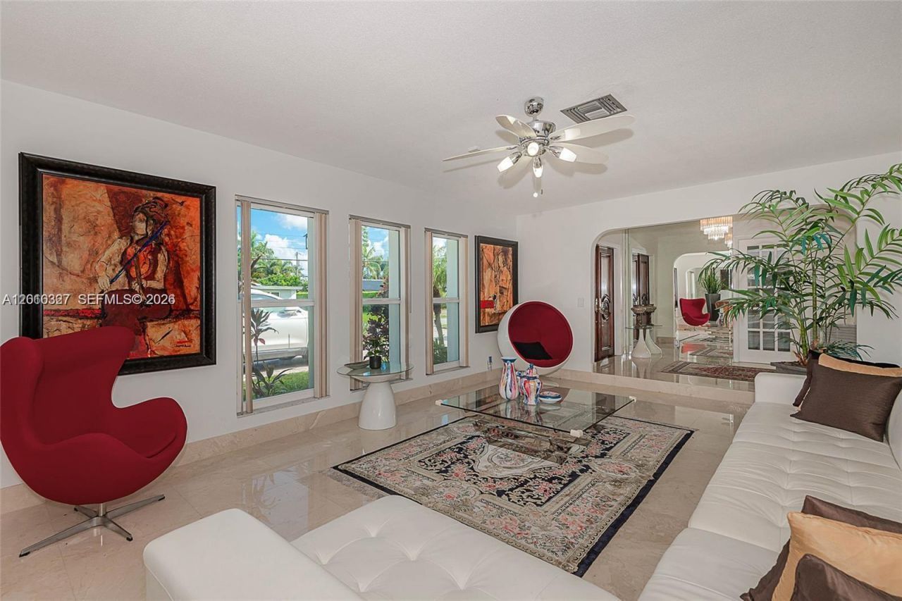 1912 Ocean Mist Dr, Lauderdale by the Sea, FL 33062 Photo