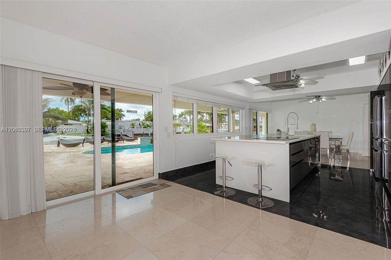 1912 Ocean Mist Dr, Lauderdale by the Sea, FL 33062 Photo