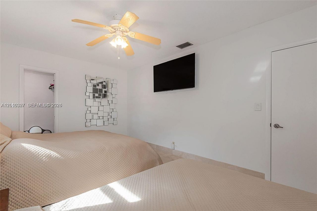 1912 Ocean Mist Dr, Lauderdale by the Sea, FL 33062 Photo