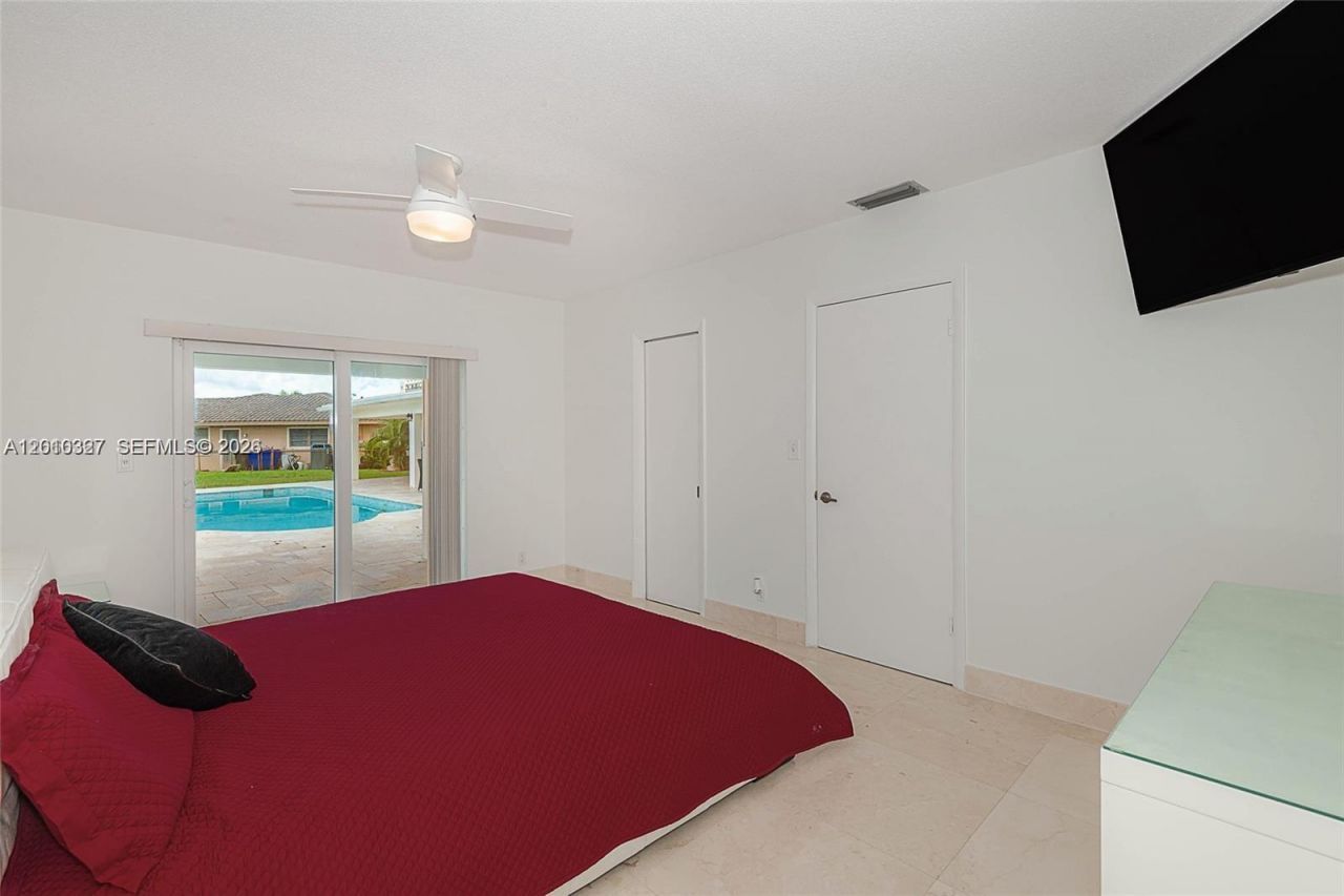 1912 Ocean Mist Dr, Lauderdale by the Sea, FL 33062 Photo