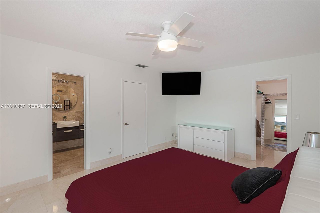 1912 Ocean Mist Dr, Lauderdale by the Sea, FL 33062 Photo