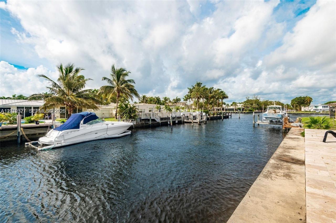 1912 Ocean Mist Dr, Lauderdale by the Sea, FL 33062 Photo