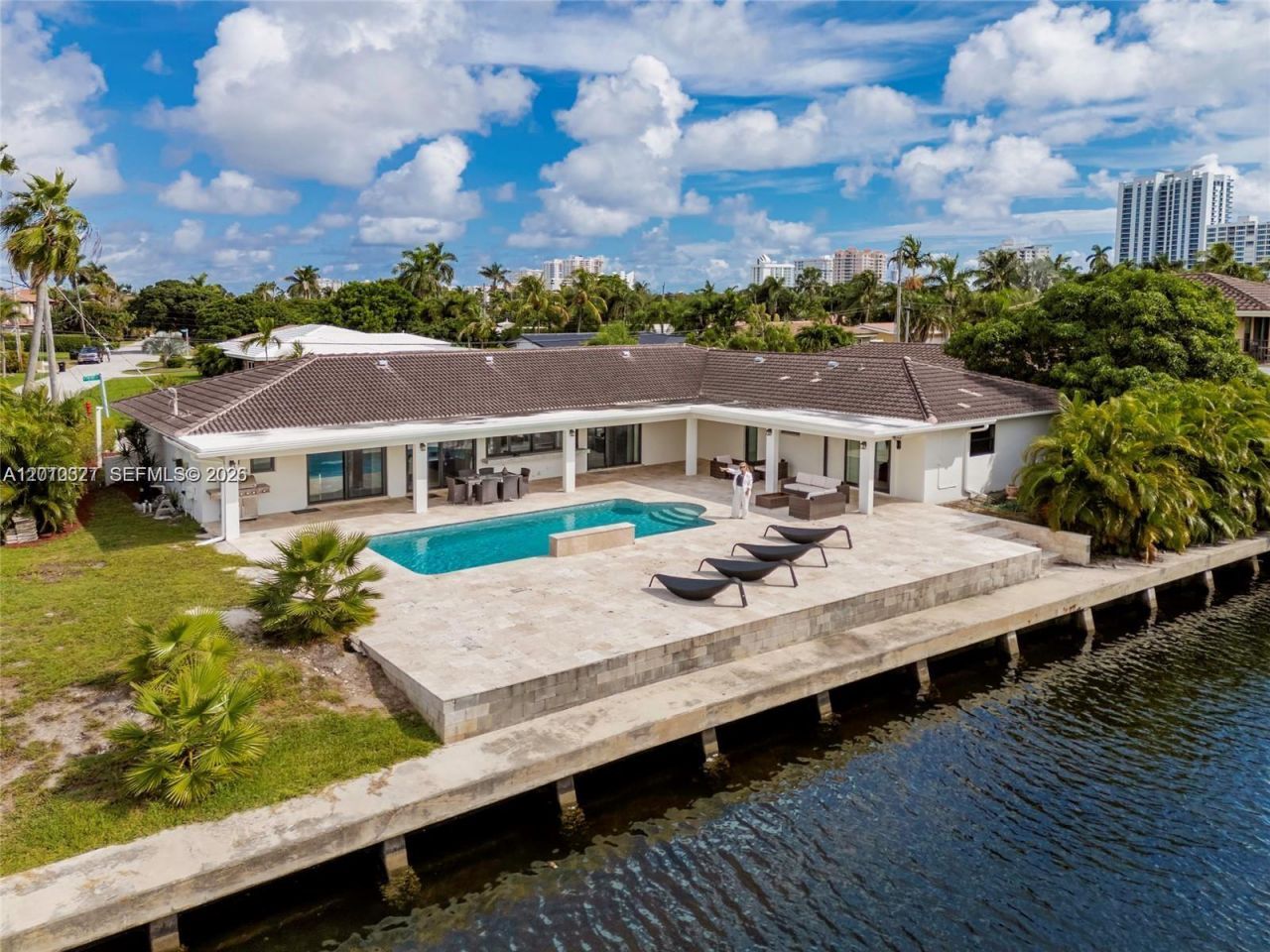 1912 Ocean Mist Dr, Lauderdale by the Sea, FL 33062 Photo