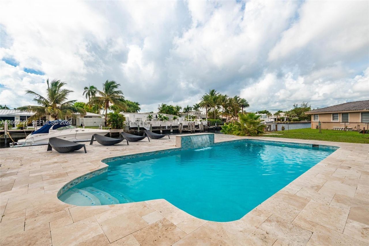 1912 Ocean Mist Dr, Lauderdale by the Sea, FL 33062 Photo