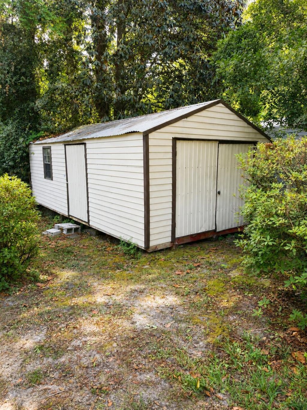 115 Woodlawn Photo 17