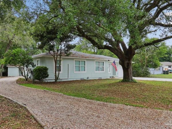 104 Reed Rd, Pensacola, FL 32507