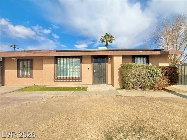 3209 El Morro Avenue , Las Vegas, NV 89101