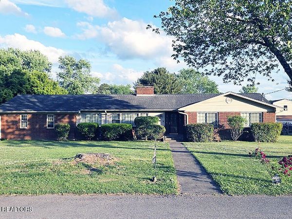 4912 Montmorency Drive, Powell, TN 37849