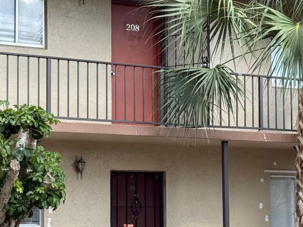 6074 Forest Hill Boulevard, Unit 208, West Palm Beach, FL 33415