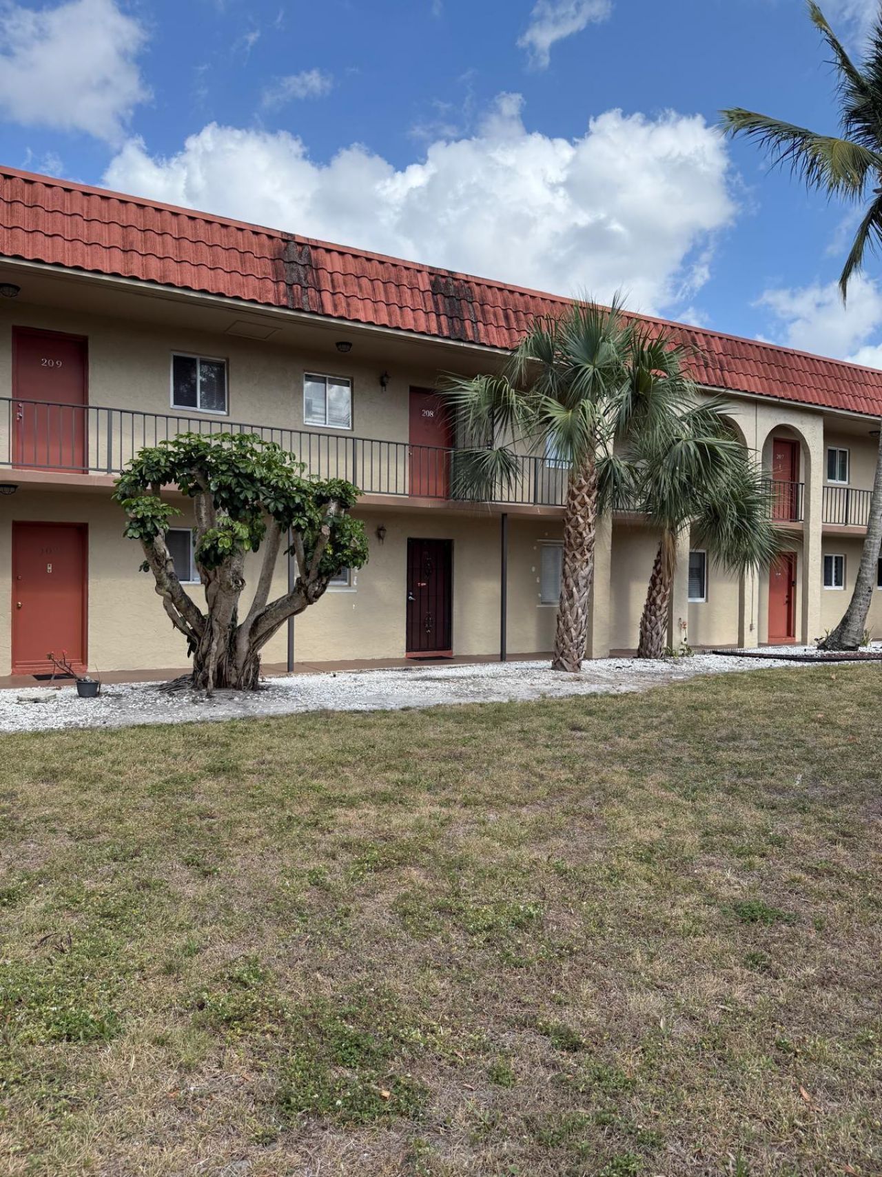 6074 Forest Hill Boulevard, Unit 208, West Palm Beach, FL 33415 Photo