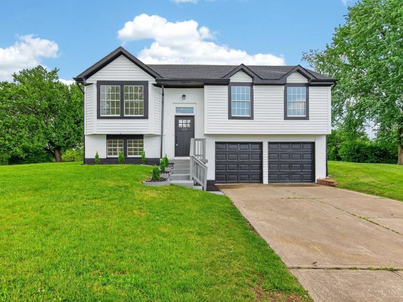 5294 Orchardridge Court, Green Township, OH 45239 Photo 2