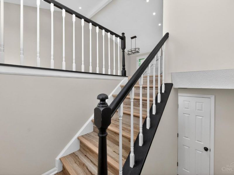 5294 Orchardridge Court, Green Township, OH 45239 Photo 5