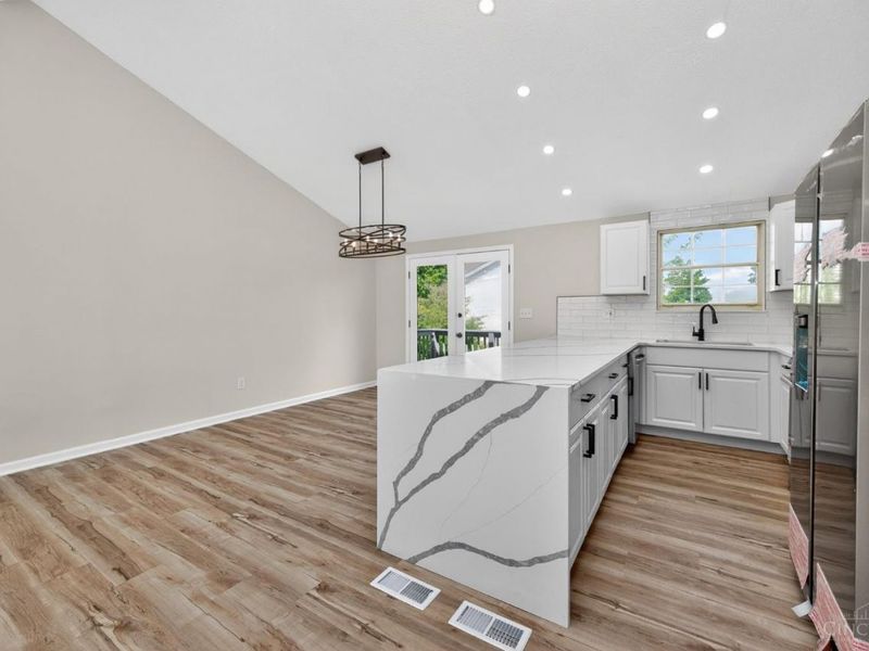 5294 Orchardridge Court, Green Township, OH 45239 Photo 6