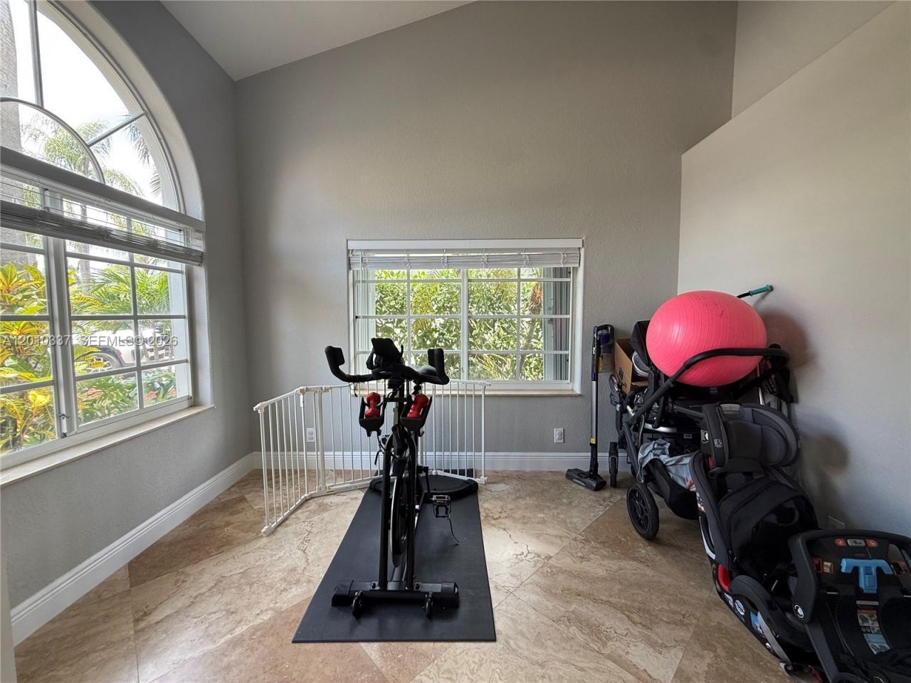 1070 Capistrano, Weston, FL 33326 Photo