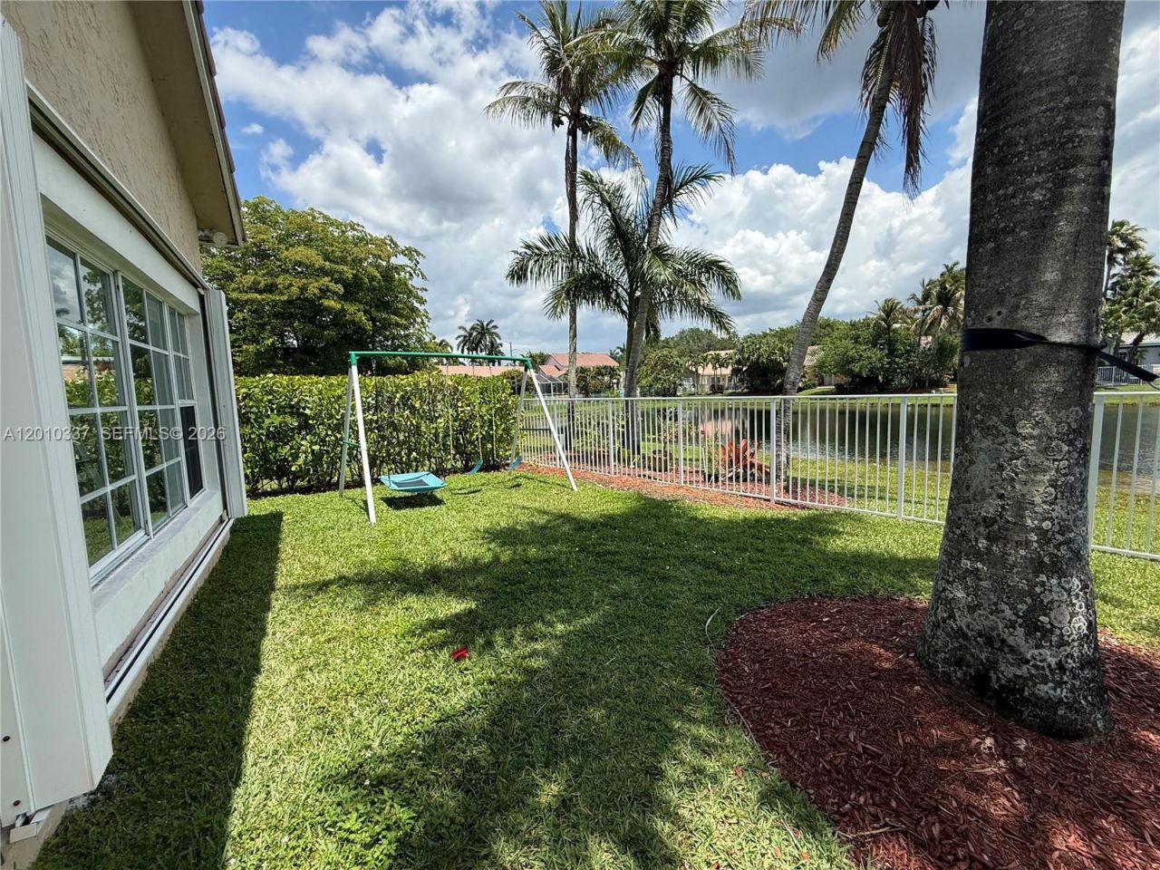 1070 Capistrano, Weston, FL 33326 Photo